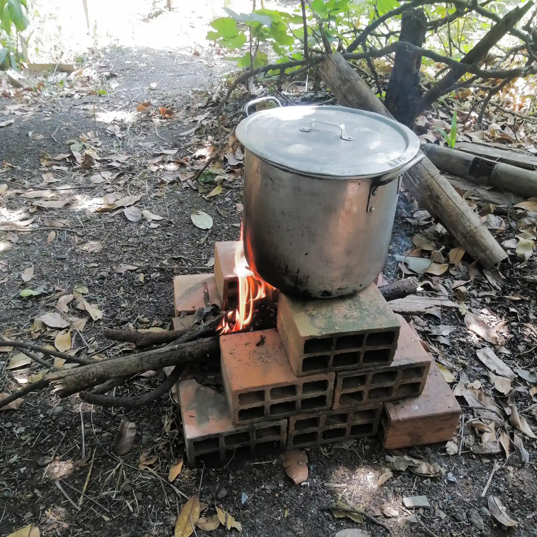 La Olla en Fogón de Leña